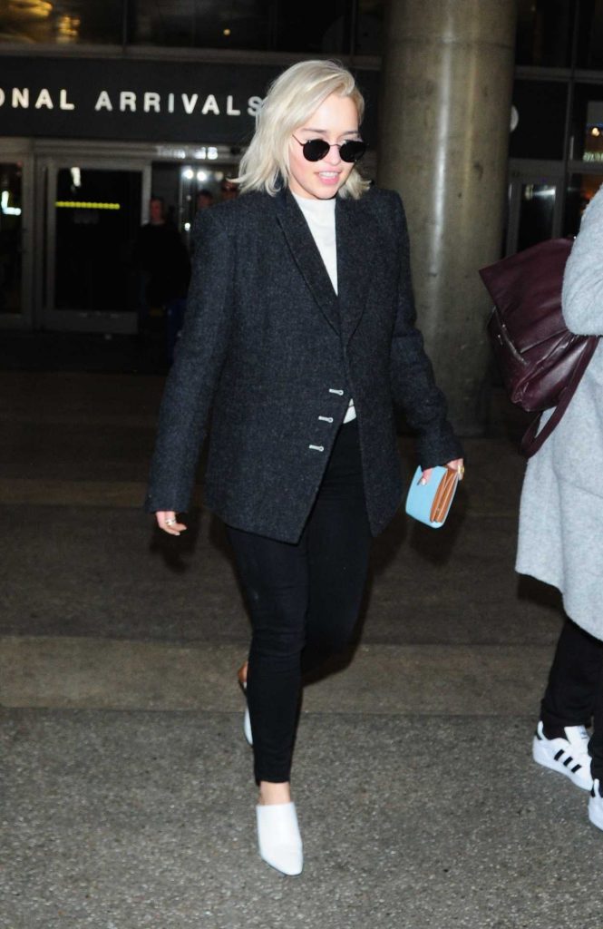 Emilia Clarke Was Spotted at LAX Airport in LA 01/02/2017-3