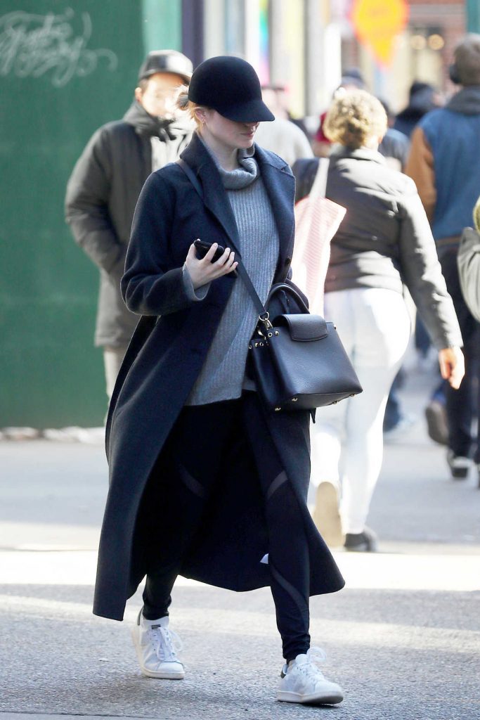 Emma Stone Steps Out in NYC 01/25/2018-3