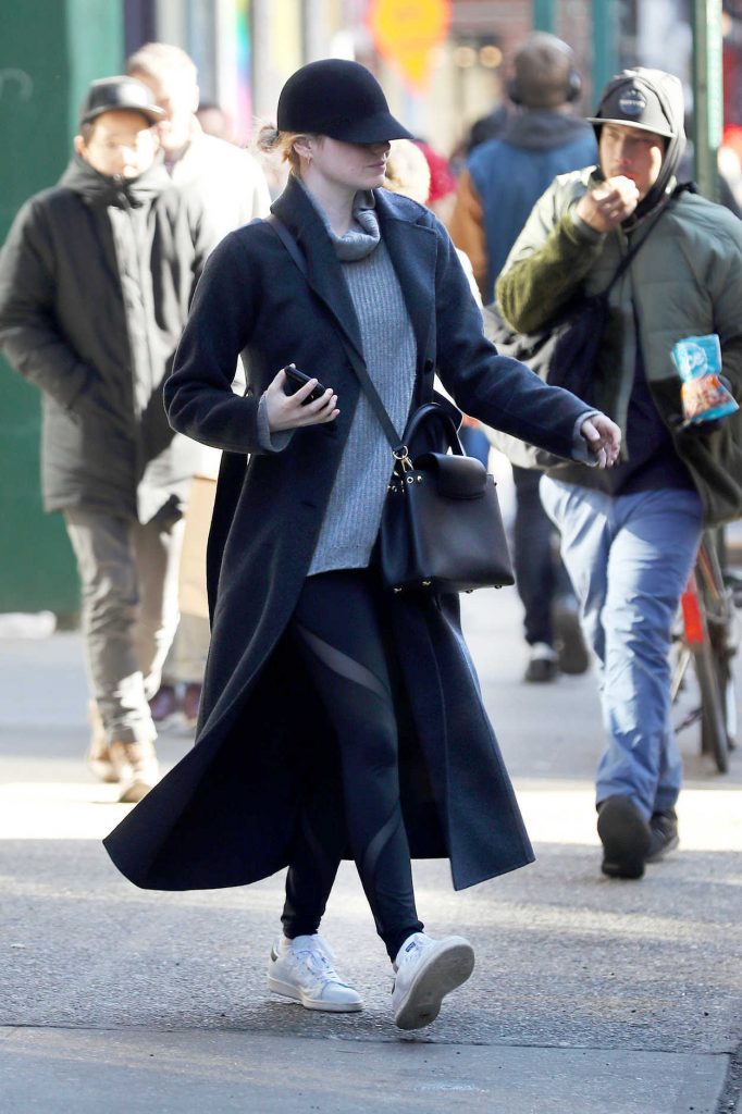 Emma Stone Steps Out in NYC 01/25/2018-4