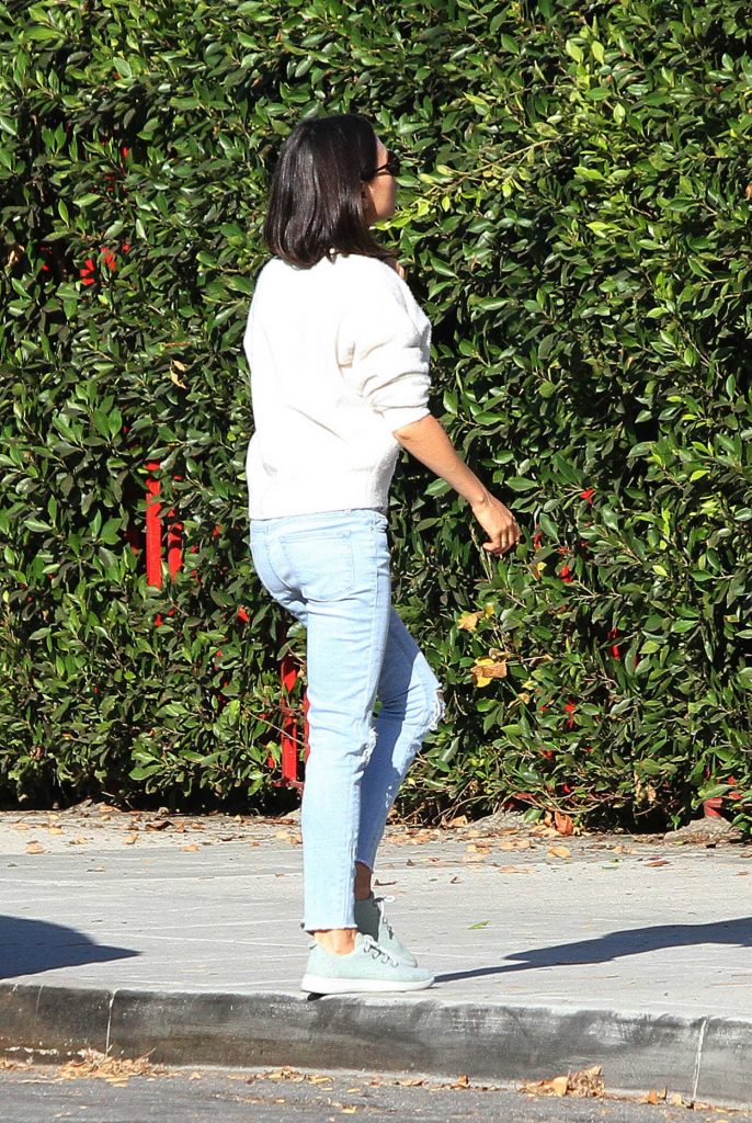 Mila Kunis Was Spotted Out in LA 01/15/2018-1