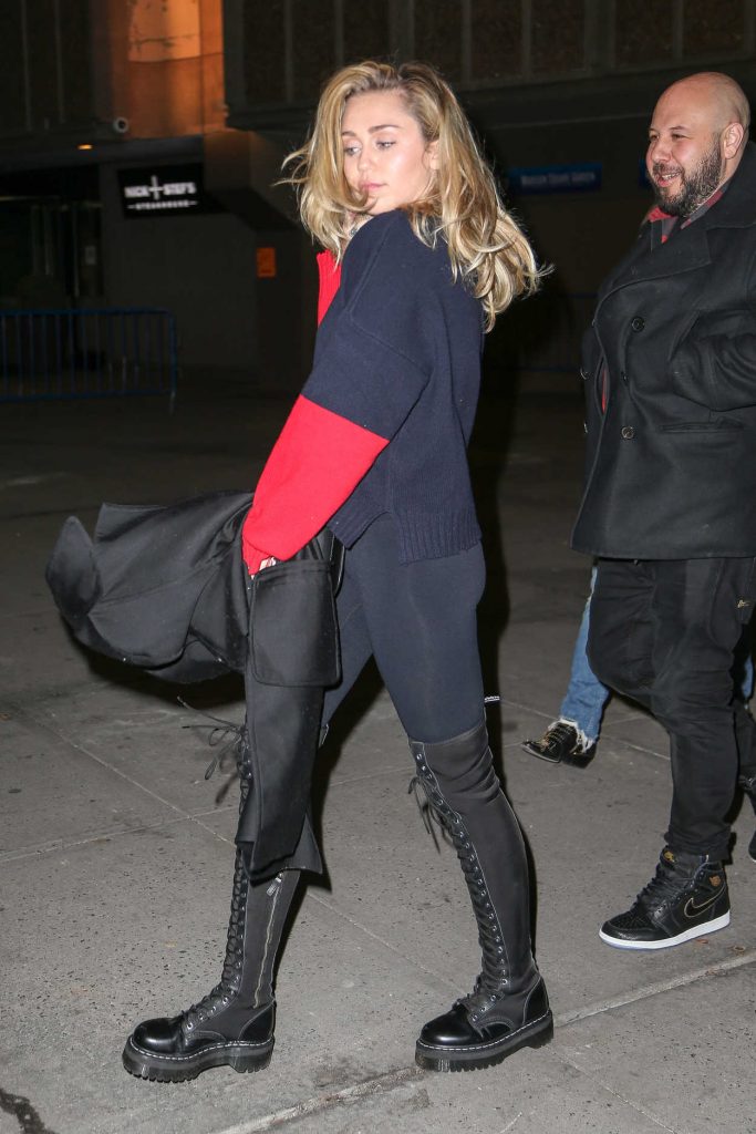 Miley Cyrus Leaves Madison Square Garden in NYC 01/29/2018-3