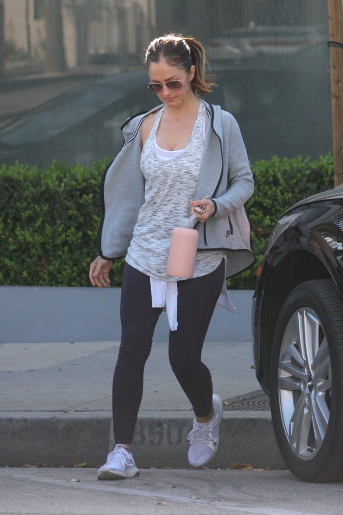 Minka Kelly Leaves the Gym in West Hollywood 01/15/2018-2