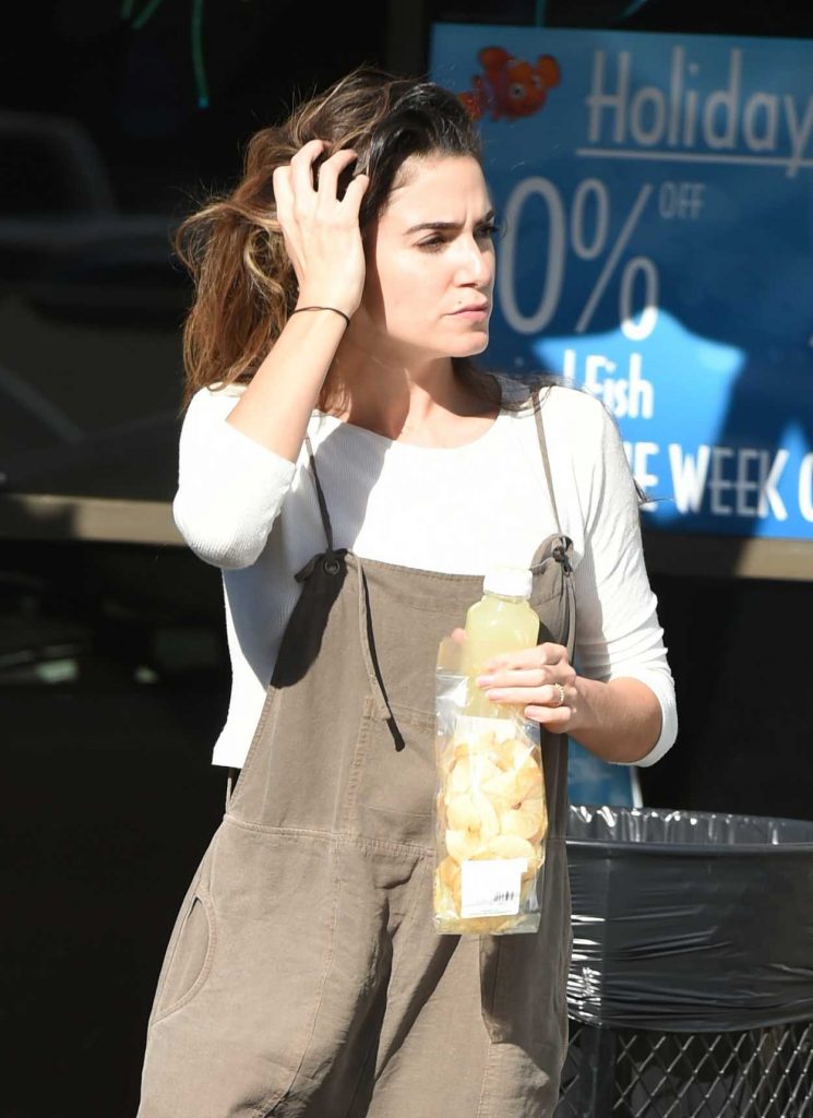 Nikki Reed Stops for a Snack in Los Angeles 01/17/2018-3