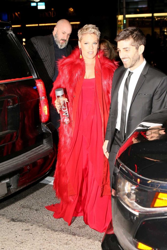Pink Wears All Red as She Leaves Her Hotel in New York 01/27/2018-2