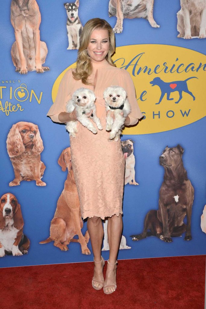 Rebecca Romijn at 2018 Hallmark Channel's American Rescue Dog Show in Pomona 01/14/2018-3