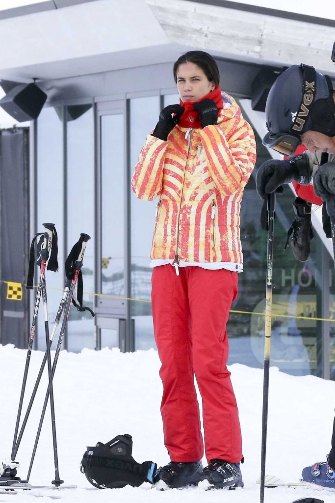 Sara Sampaio Enjoys Skiing Holiday with Her Boyfriend in St Moritz, Switzerland 01/30/2018-2
