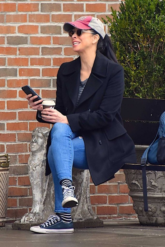 Sarah Silverman Was Spotted Outside the Browery Hotel in NYC 01/11/2018-5