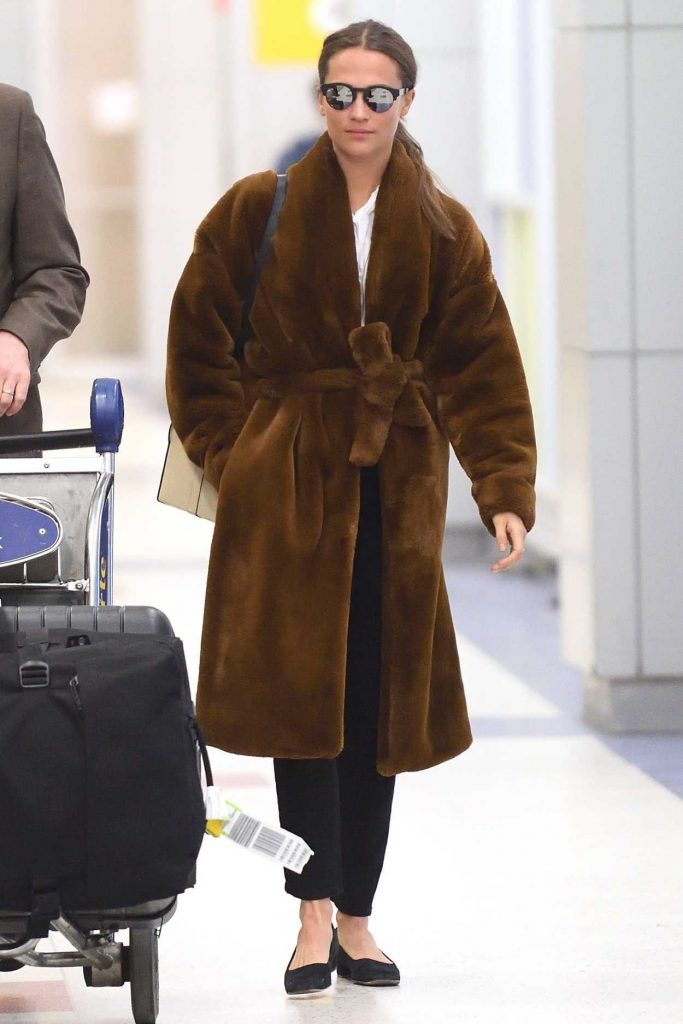 Alicia Vikander Arrives at JFK Airport in NYC 02/20/2018-2
