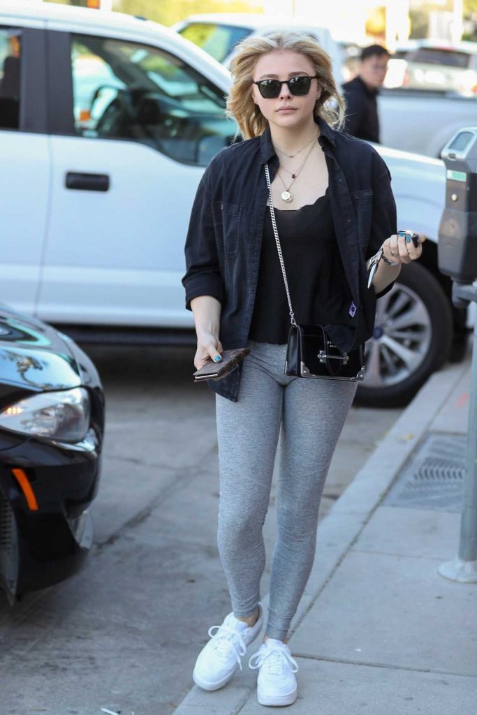 Chloe Moretz Was Spotted Out in Los Angeles 02/13/2018-1
