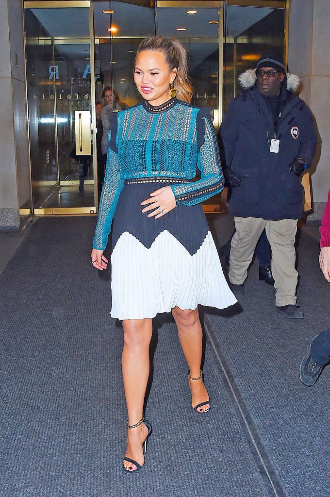 Chrissy Teigen Arrives at the Today Show in New York City 01/31/2018-1