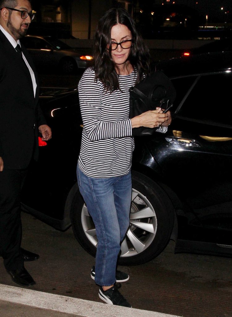 Courteney Cox Arrives at LAX Airport in Los Angeles 02/16/2018-1