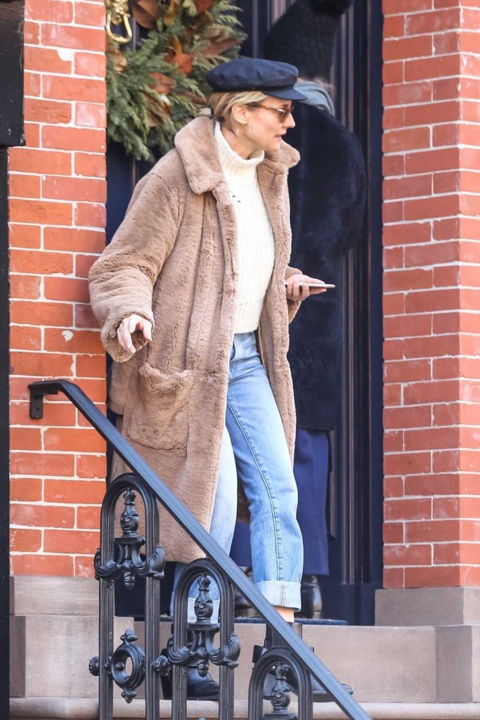 Diane Kruger Was Spotted Out Apartment Hunting in the West Village in New York 02/13/2018-3