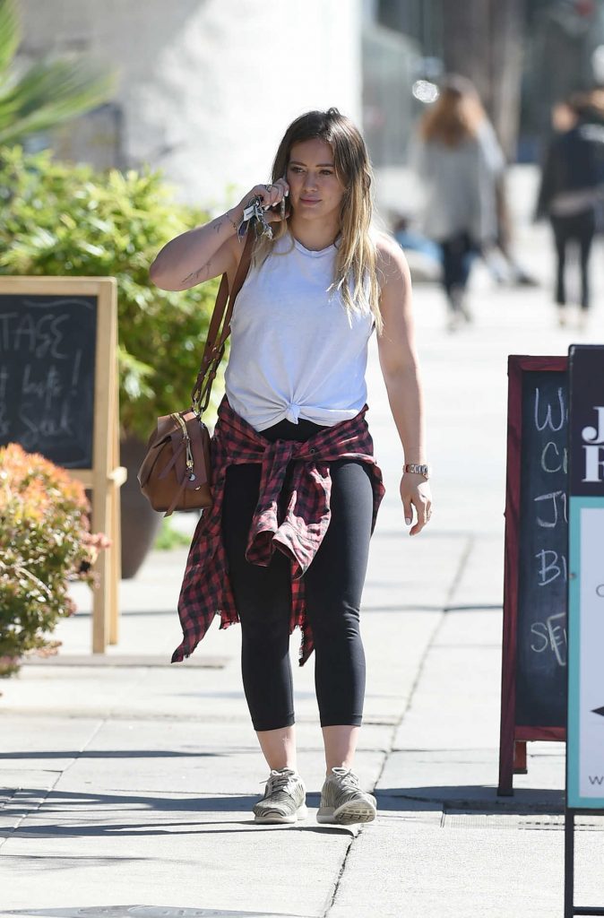 Hilary Duff Goes for Lunch in LA 02/15/2018-1