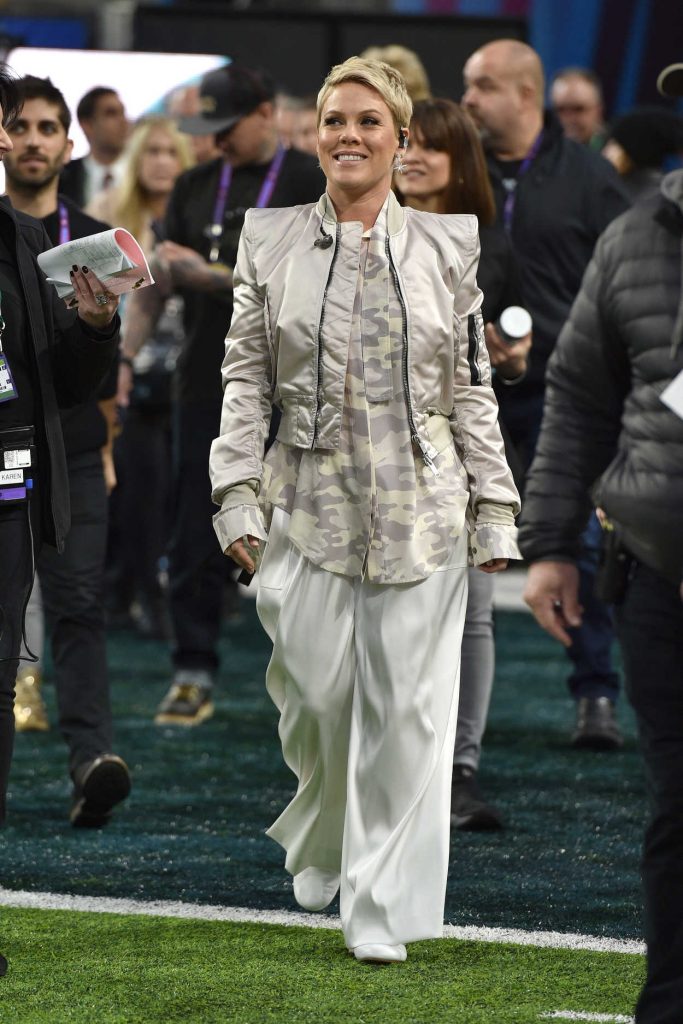 Pink at the Super Bowl LII at US Bank Stadium in Minneapolis 02/04/2018-2