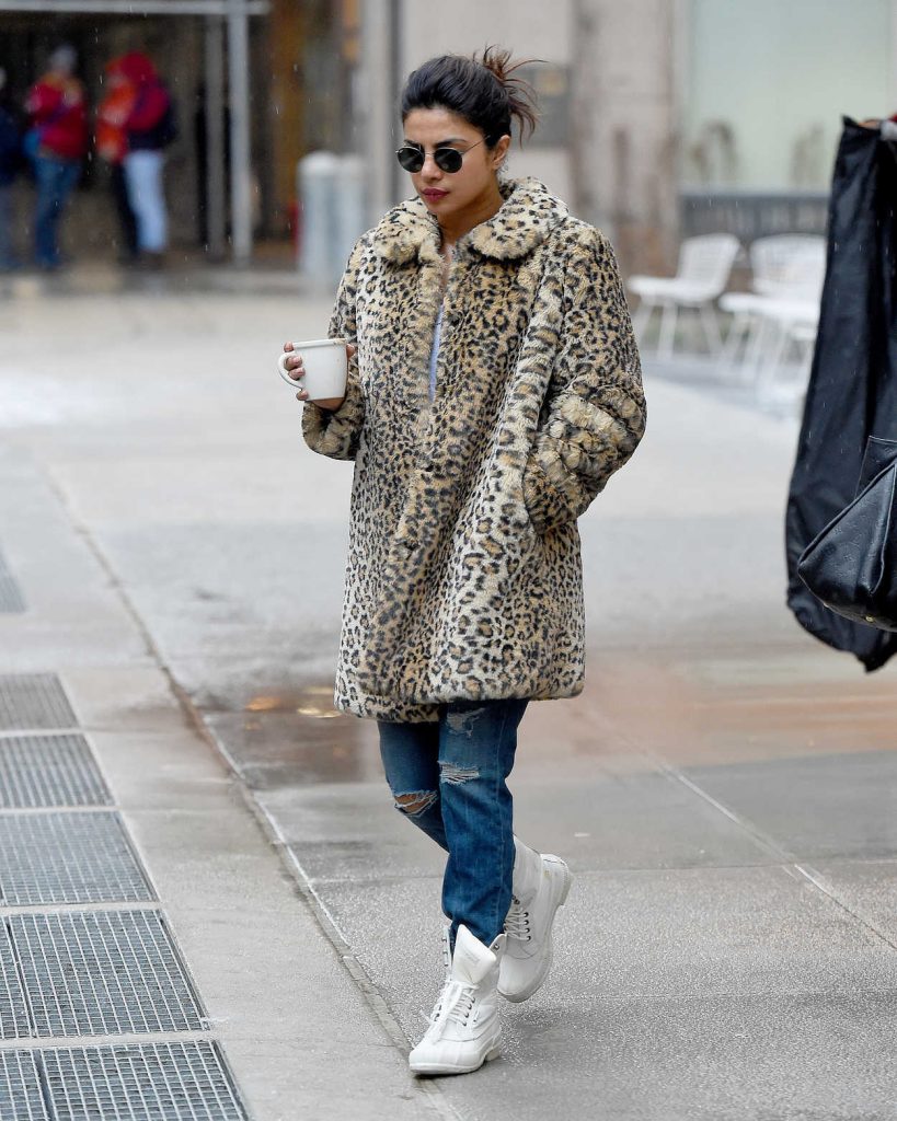Priyanka Chopra Wears a Leopard Print Coat in New York City 02/07/2018-3