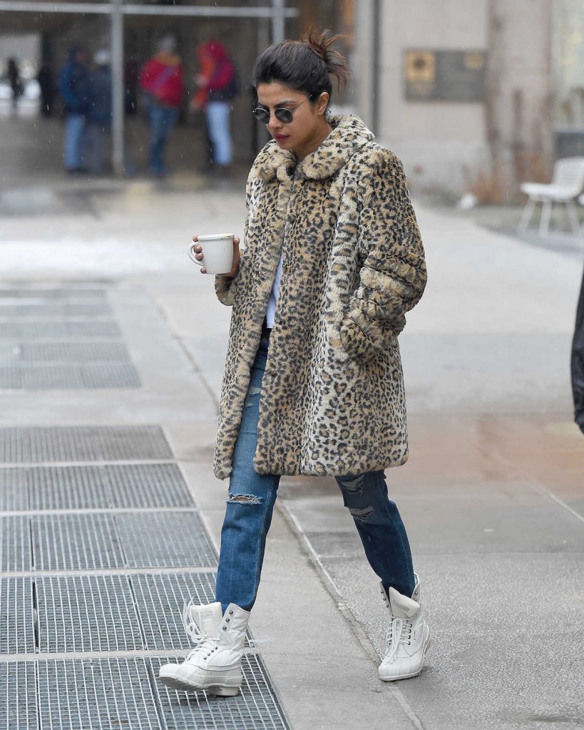 Priyanka Chopra Wears a Leopard Print Coat in New York City 02/07/2018-4
