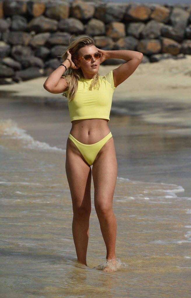 Tallia Storm Wears a Yellow Bikini at the Beach in Cape Verde 02/12/2018-2