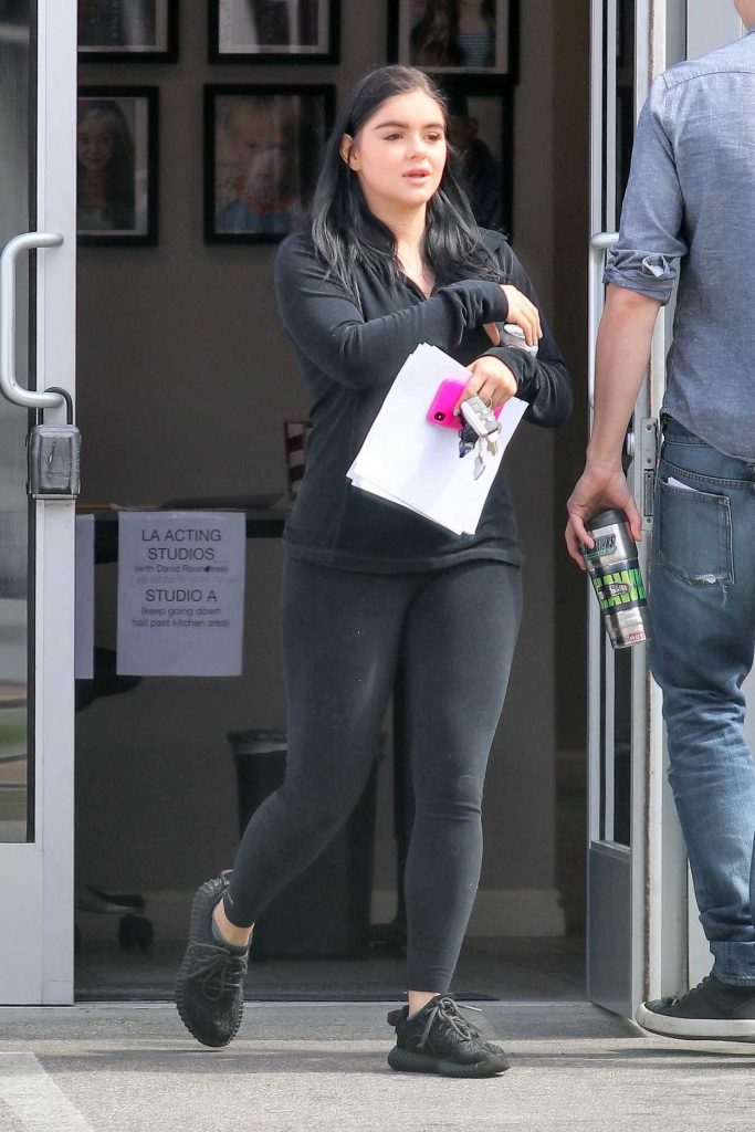 Ariel Winter Stopped by a Studio in Los Angeles 03/16/2018-1