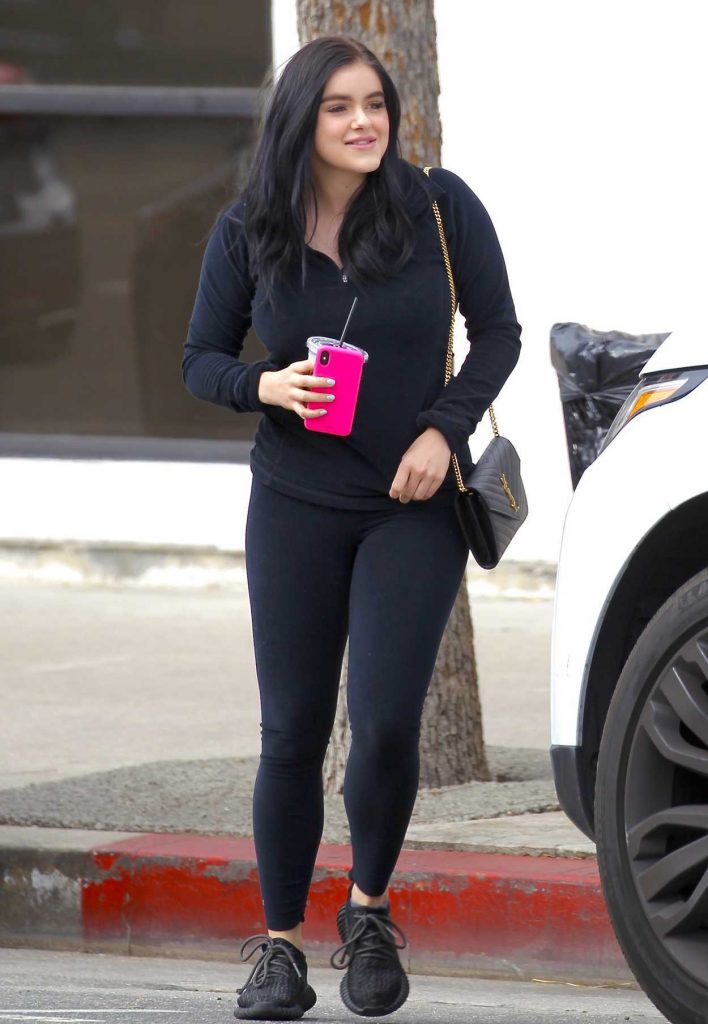 Ariel Winter Stopped by a Studio in Los Angeles 03/16/2018-3
