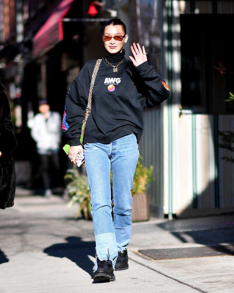 Bella Hadid Was Spotted Out in New York City 03/22/2018-3