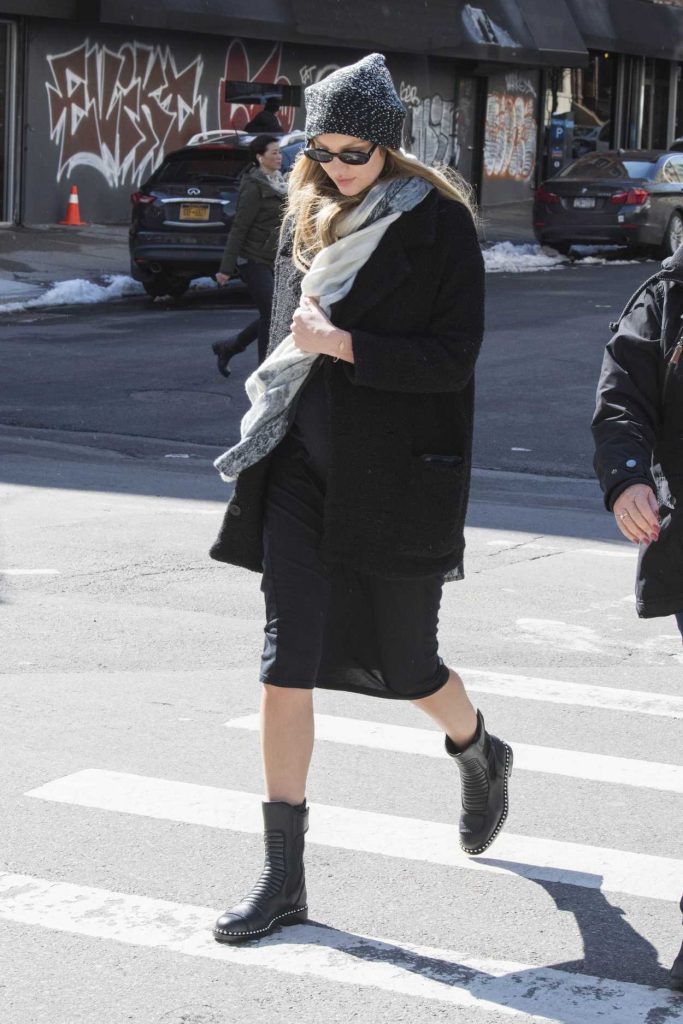 Candice Swanepoel Dressed Warmly Out in NYC 03/22/2018-5