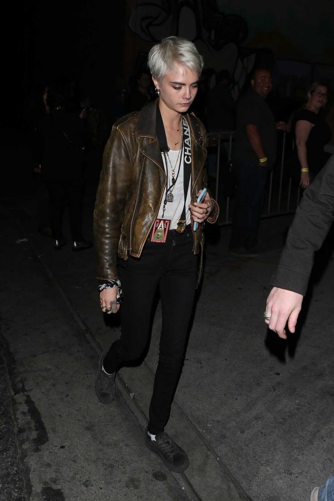 Cara Delevingne Attends The Darkness Concert with a Friend in Hollywood 03/30/2018-1