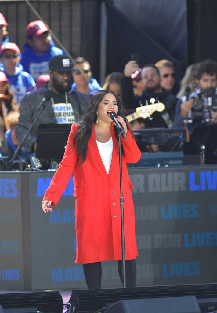 Demi Lovato Performs at the March for Our Lives in Washington 03/24/2018-1