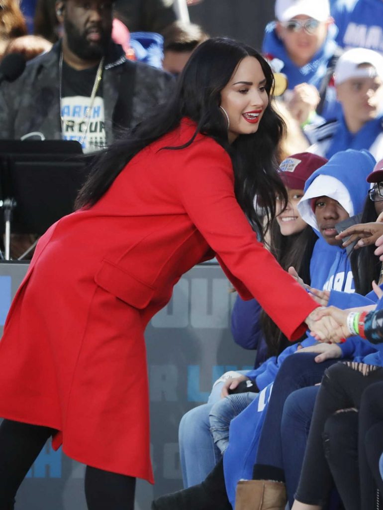 Demi Lovato Performs at the March for Our Lives in Washington 03/24/2018-4