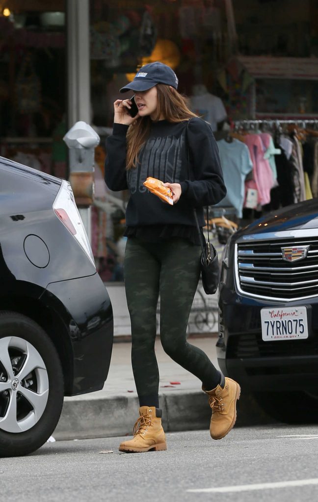 Elizabeth Olsen Leaves a Restaurant in LA 03/11/2018-1
