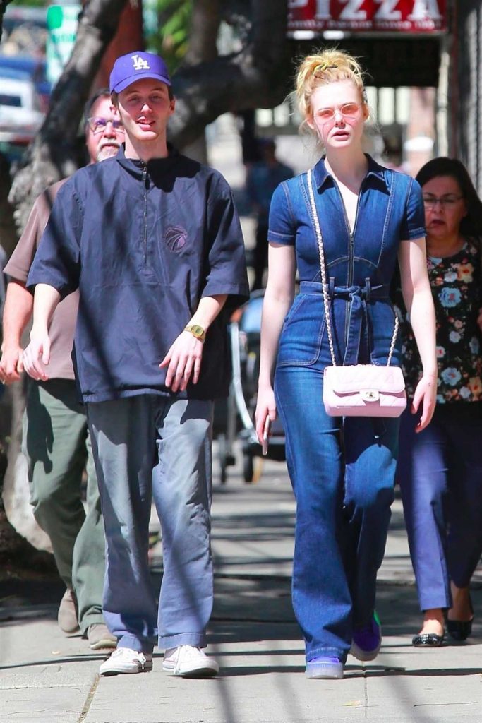 Elle Fanning Was Spotted with a Mystery Guy Out in Los Feliz 03/27/2018-1
