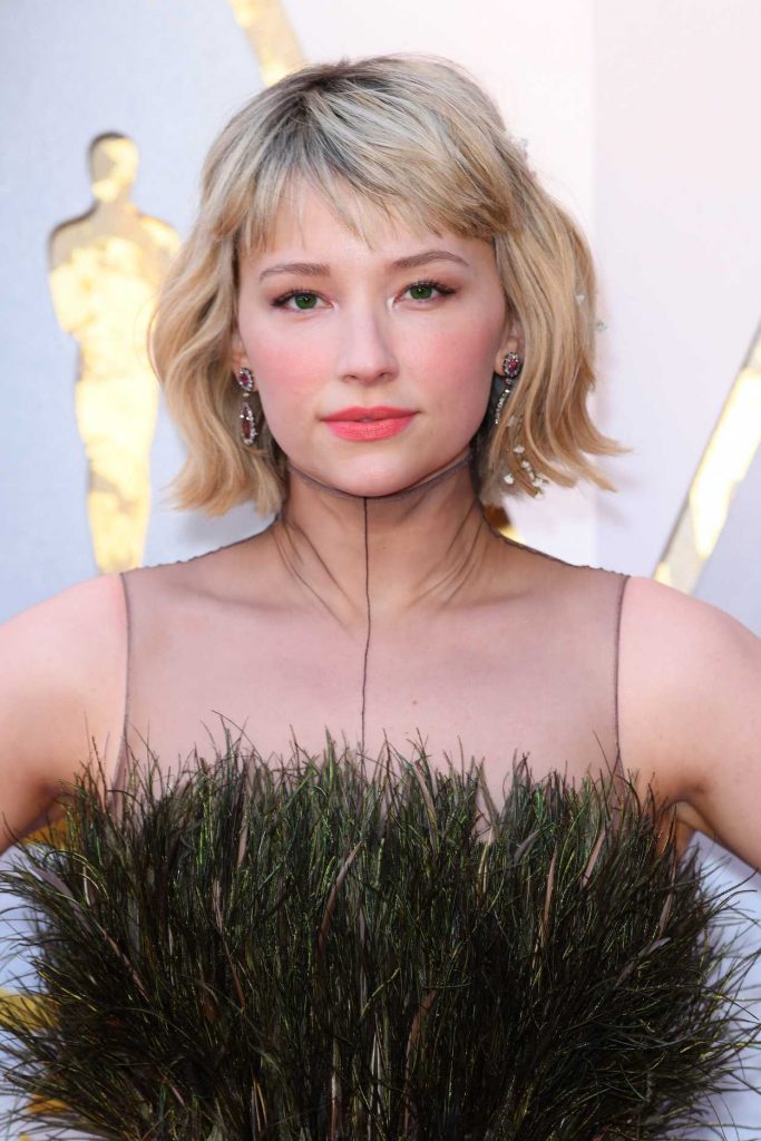 Haley Bennett at the 90th Annual Academy Awards in Los Angeles 03/04/2018-5