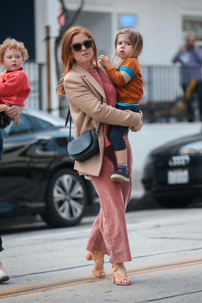 Isla Fisher Was Spotted Out in West Hollywood 03/23/2018-3