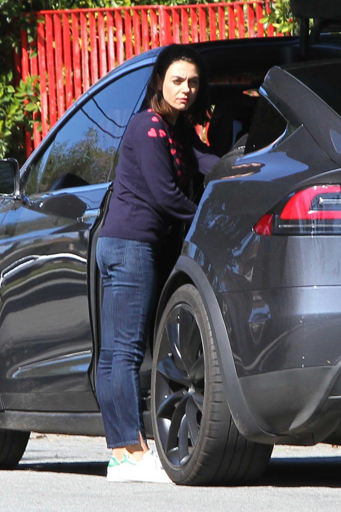 Mila Kunis Was Spotted Out in LA 03/26/2018-4