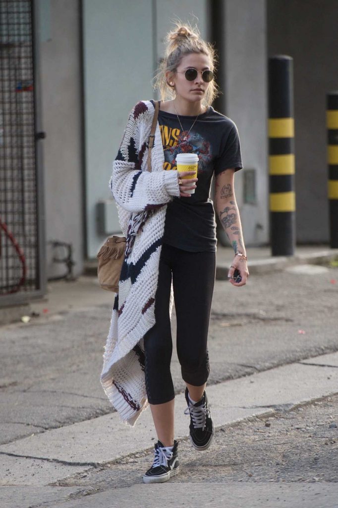 Paris Jackson Grabs Coffee Out in Los Angeles 03/14/2018-3