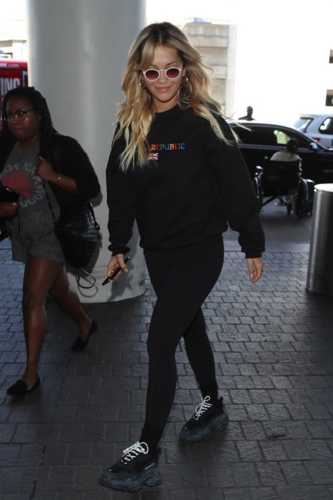 Rita Ora Arrives at LAX Airport in LA 03/06/2018-3