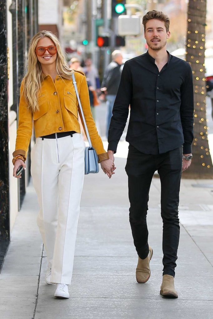 Romee Strijd Was Spotted with Her Boyfriend on Rodeo Drive in Beverly Hills 02/28/2018-5