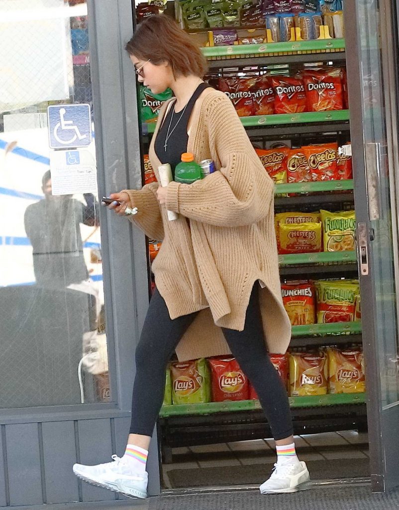 Selena Gomez Goes to a Store at a Gas Station in LA 03/27/2018-2