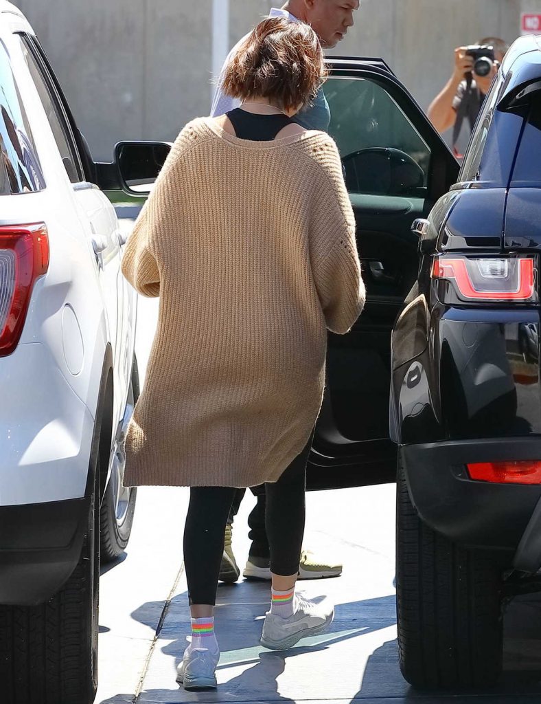 Selena Gomez Goes to a Store at a Gas Station in LA 03/27/2018-5