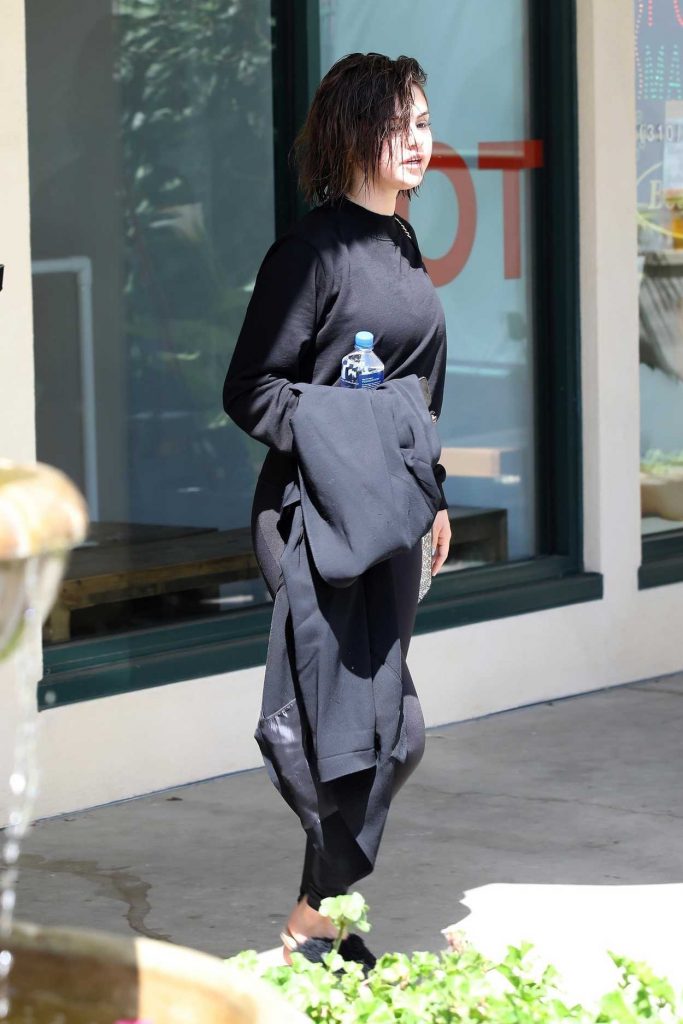 Selena Gomez Hits the Gym in Hollywood 03/29/2018-2