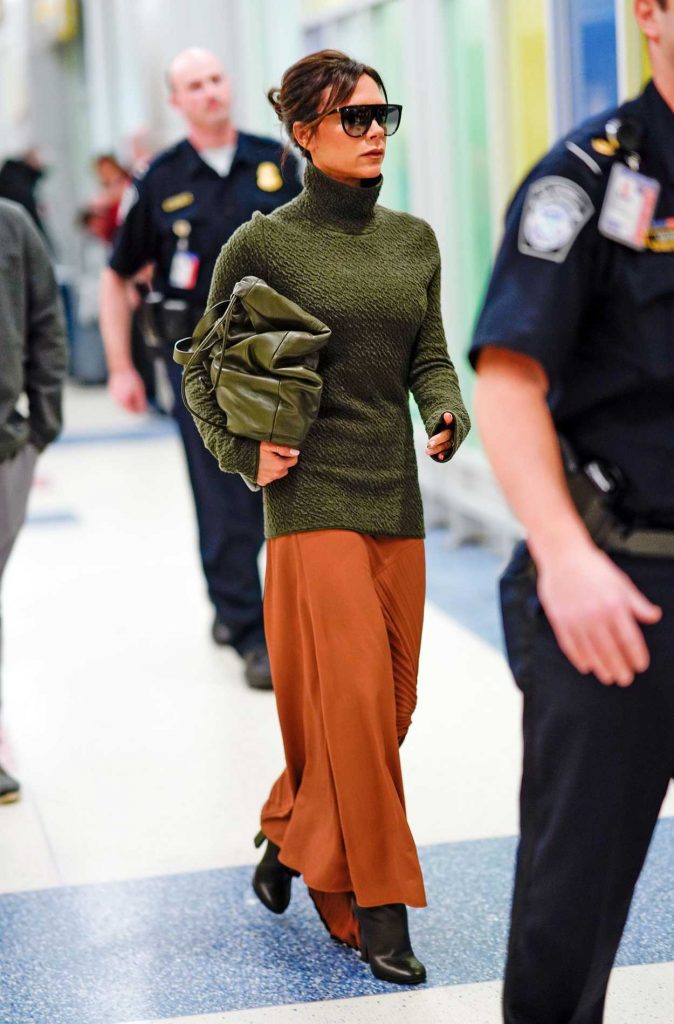Victoria Beckham Was Spotted at JFK Airport in New York 03/02/2018-4
