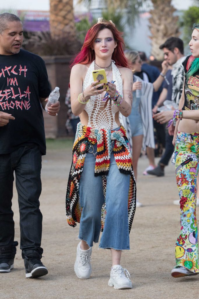 Bella Thorne at the Coachella Valley Music and Arts Festival in Palm Springs 04/21/2018-4