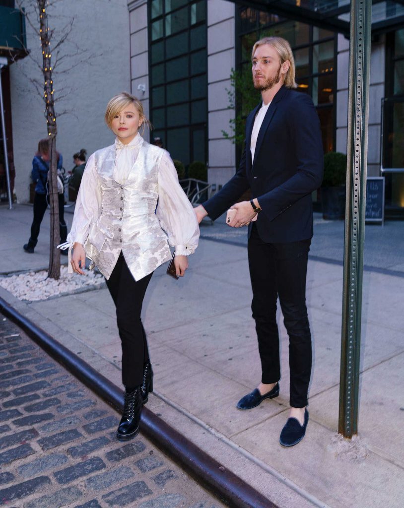 Chloe Moretz Was Seen Out with Her Brother Trevor in New York City 04/22/2018-5