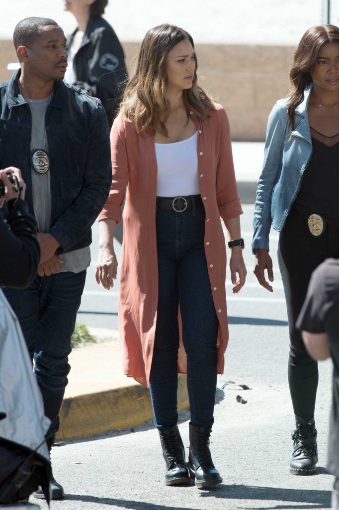 Jessica Alba on the Set of Untitled Bad Boys Spinoff Pilot in Los Angeles 03/28/2018-2