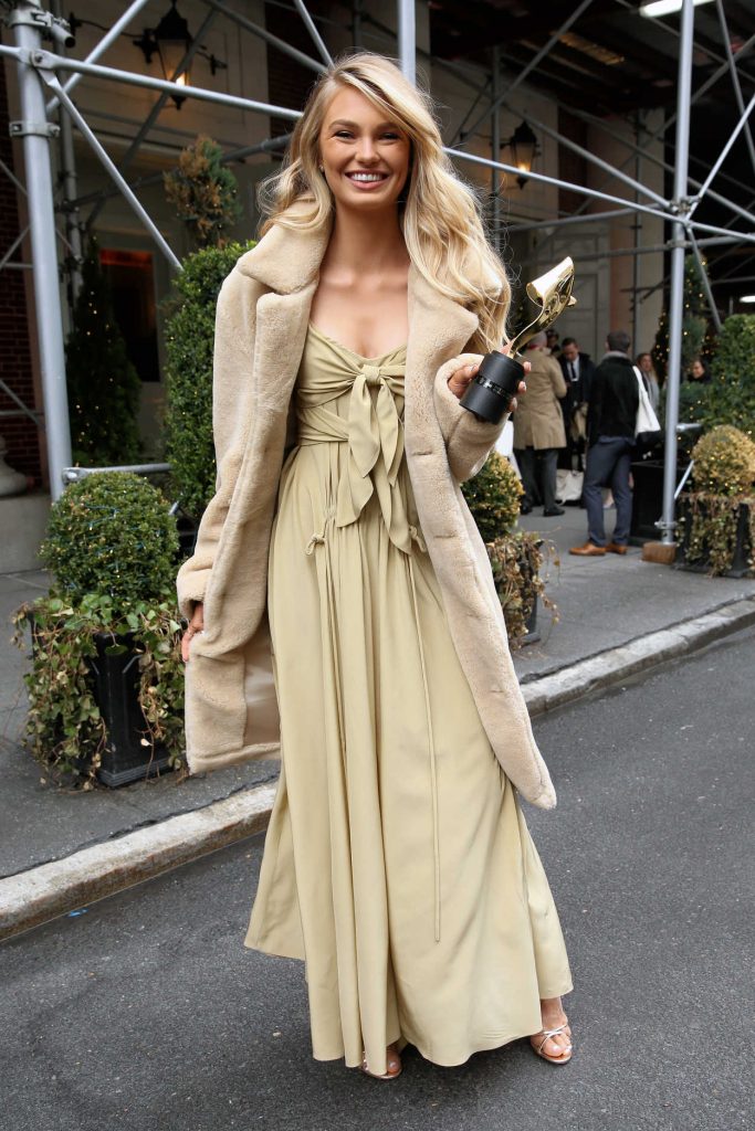 Romee Strijd Arrives at the Fragrance Foundation Awards Luncheon at 583 Park Avenue in New York City 04/06/2018-2