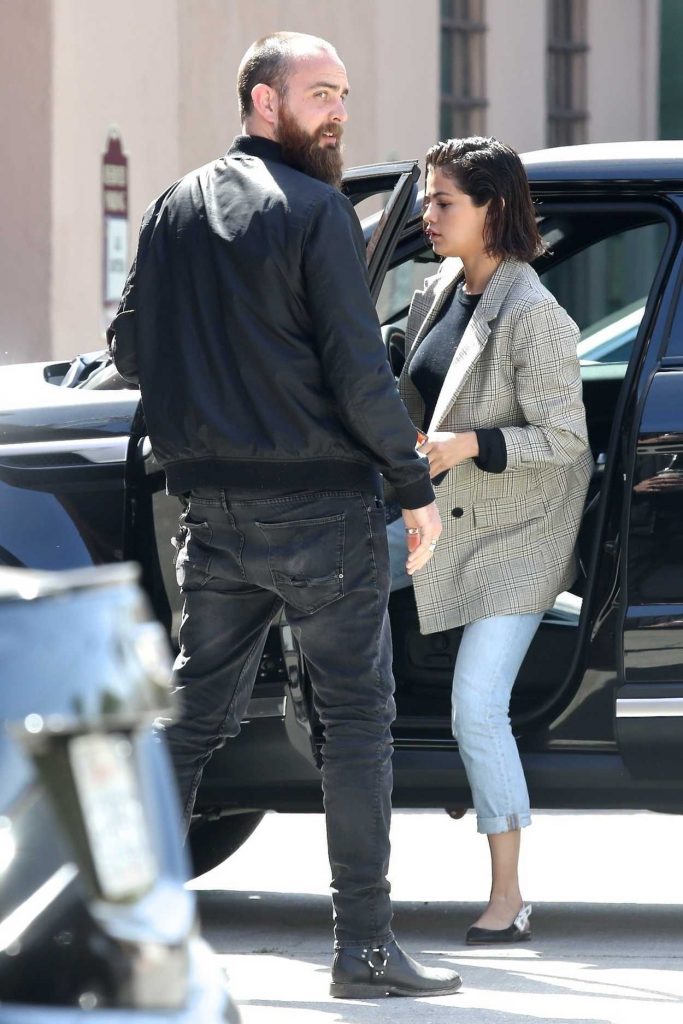 Selena Gomez Was Seen Out in Hollywood 04/10/2018-3