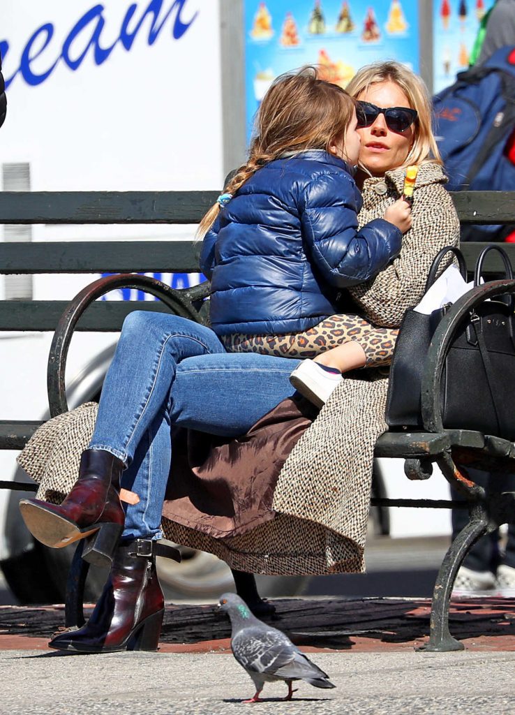 Sienna Miller Shares an Ice Cream with Her Daughter Marlowe in NYC 04/18/2018-2