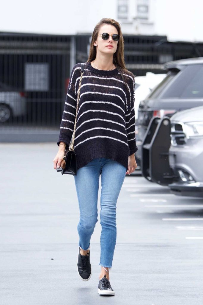 Alessandra Ambrosio Was Spotted Out in Los Angeles 05/23/2018-2