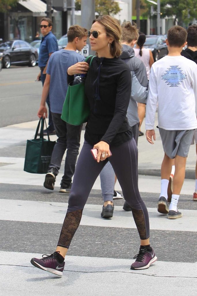 Arielle Kebbel Was Spotted Out in Beverly Hills 05/29/2018-4