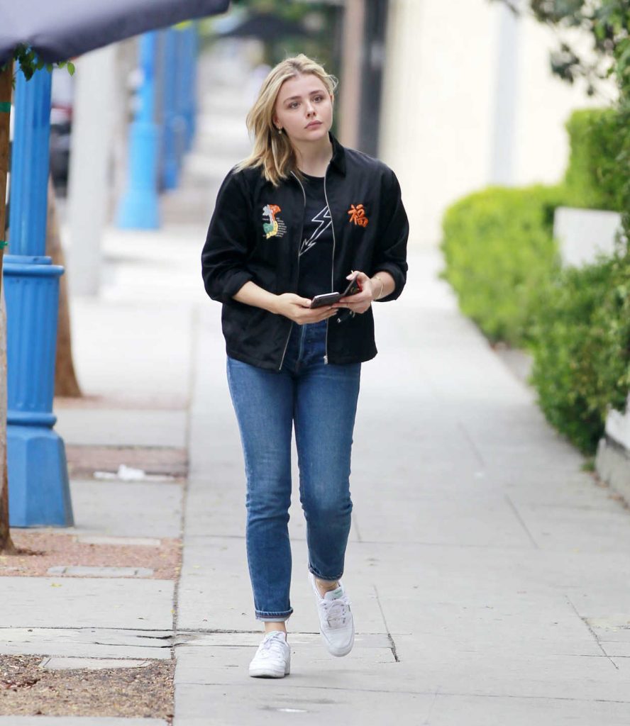 Chloe Moretz Leaves an Office Building in West Hollywood 05/24/2018-1