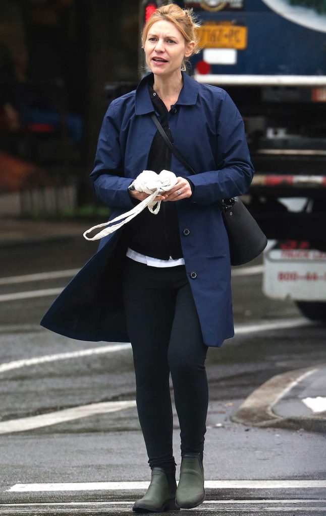 Claire Danes Was Spotted Out in New York City 05/17/2018-2